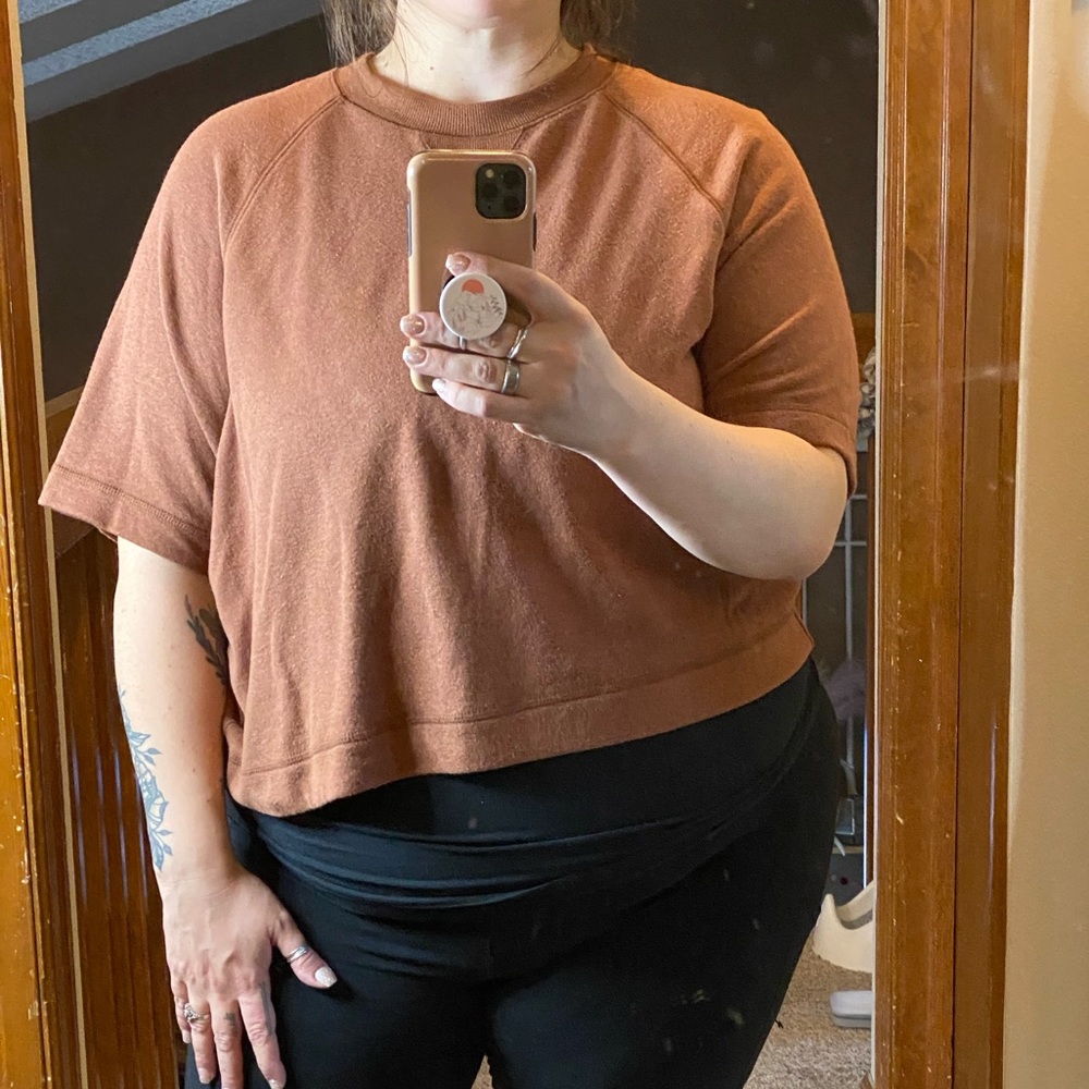 ✨Prana✨ cropped T-shirt in rust